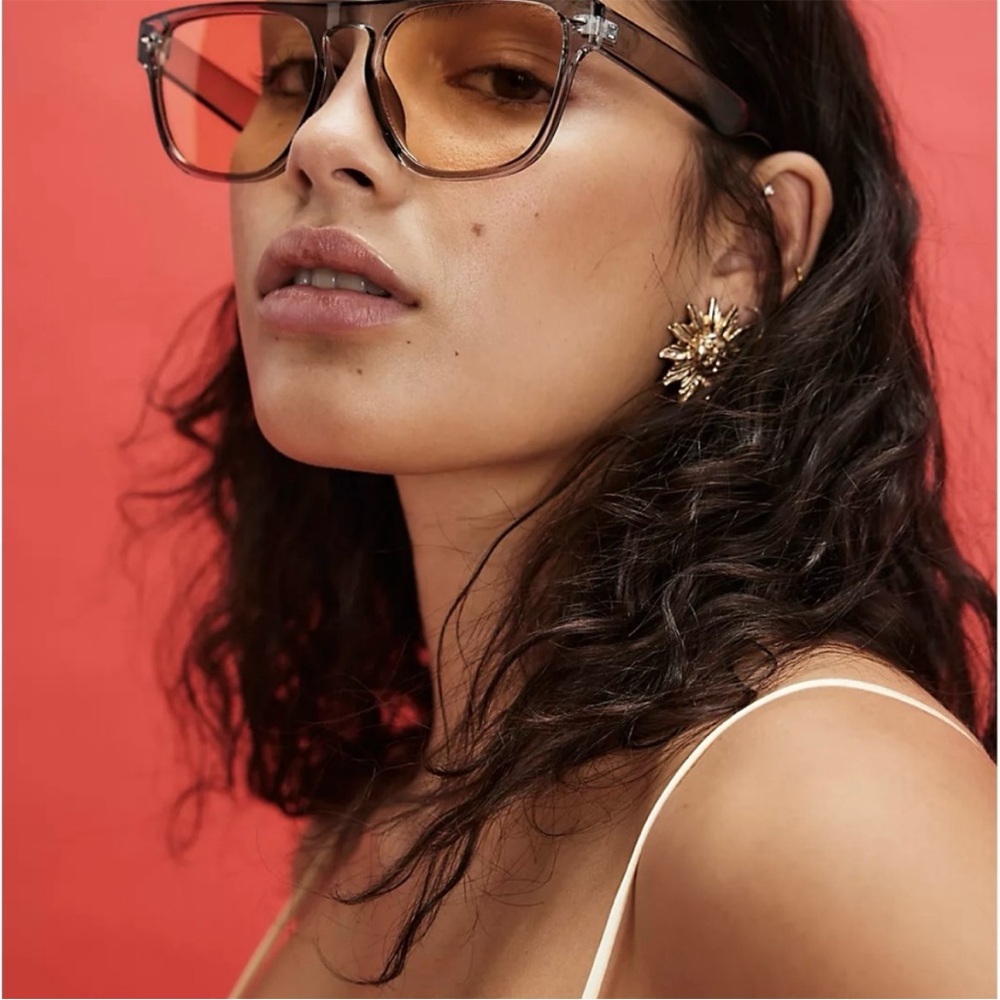 Free People | Percy Oversized Wayfarer Sunglasses - Picture 3 of 5
